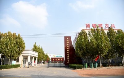 顶呱呱:坚持自主创新,做专做强青贮机